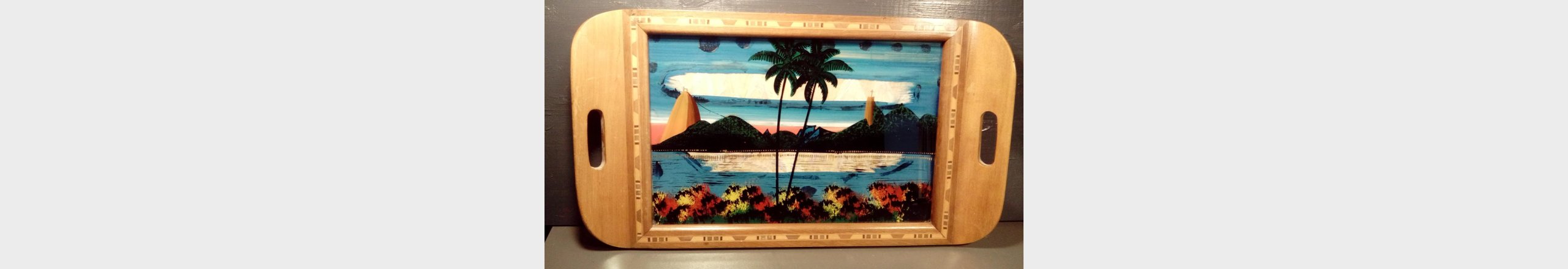 Vintage serveringsbakke med indlagt intarsia