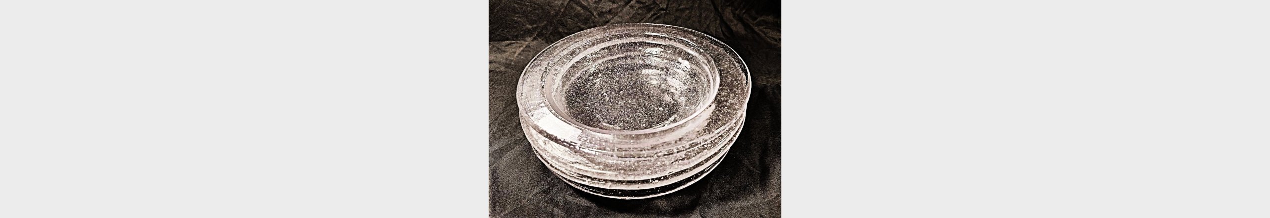 Vintage glastallerkener med bobler