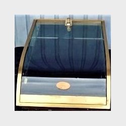 Smykkeskrin i guld og glas