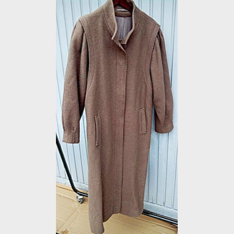 Naturfarvet vintage frakke