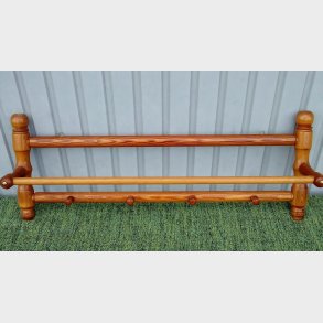 Vintage knagerkke med stang til viskestykker