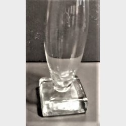 Vintage glasvase p fod