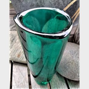 Grn vintage glasvase