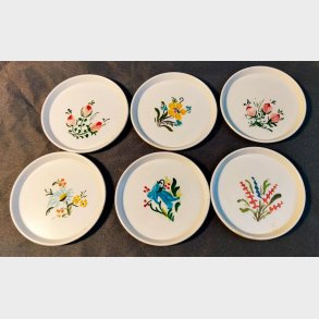 Hvide hndmalede vintage glasbrikker