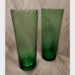 Grnne glasvaser med swirl