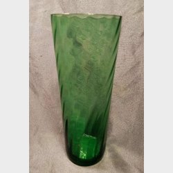 Grnne glasvaser med swirl