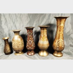 Antikke orientalske messing vaser