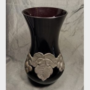 Rubinrd Art Nouveau glasvase