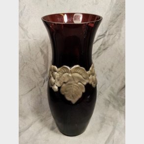 Stor rubinrd Art Nouveau glasvase