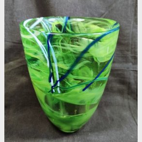 Stor limegr�n Kosta Boda 'Contrast' glasvase