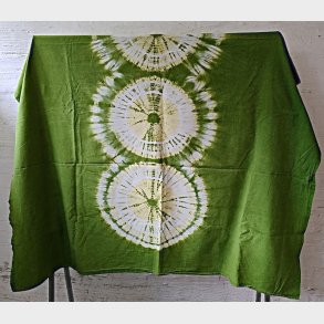 Grn batikfarvet vintage dug