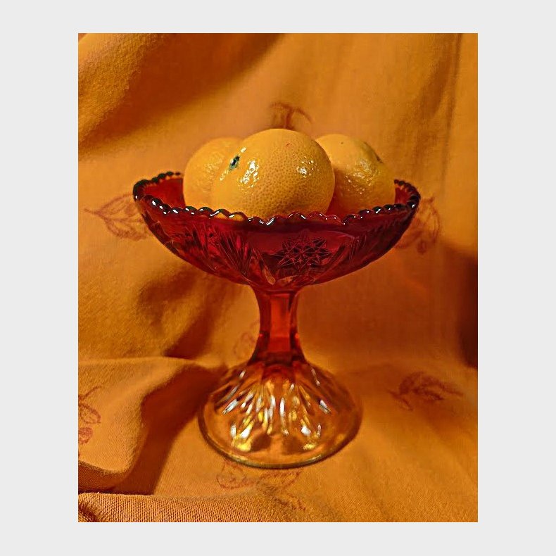 Rd antik glasopsats fra Fyens Glasvrk