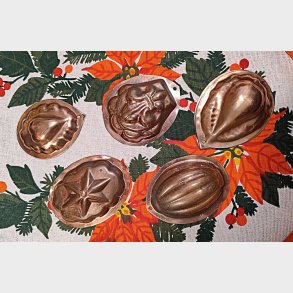 Miniature vintage kobber bageforme