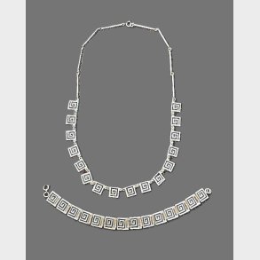 S�lvhalsk�de og s�lvarmb�nd