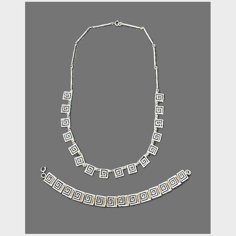 S�lvhalsk�de og s�lvarmb�nd