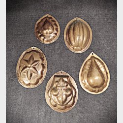 Miniature vintage kobber bageforme