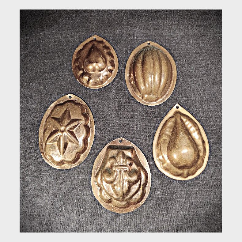 Miniature vintage kobber bageforme