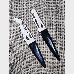 Papirkniv / brev�bner af udsk�ret horn og ben