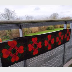 Naturfarvet vintage julel�ber fra S�dahl Design med r�de julehjerter