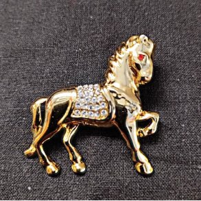 Vintage heste broche med similisten