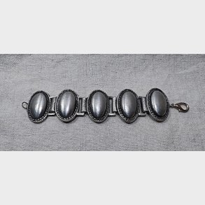 Tin vintage armb�nd