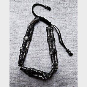 Etnisk tibetansk s�lvarmb�nd