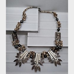 Etnisk vintage halsk�de