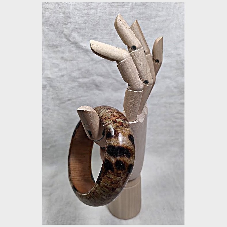 Vintage armb�nd / armring med leopardm�nster