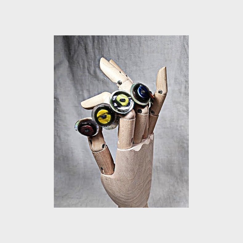 Vintage armb�nd med perlemorsknapper