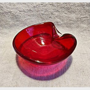 Rubinr�d vintage glassk�l