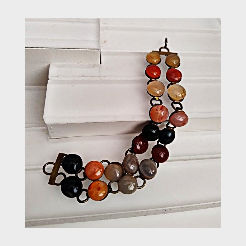 Vintage armb�nd med farvede agater