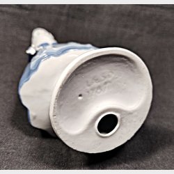 Vintage porcel�nsfigur - kvinde i folkedragt