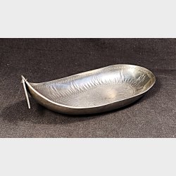 B�dformet samisk tin sk�l