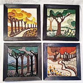 Broderede vintage billeder i rammer