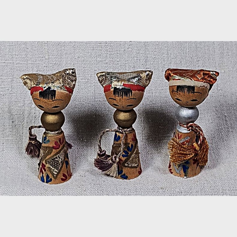 Japanske miniature Kokeshi figurer