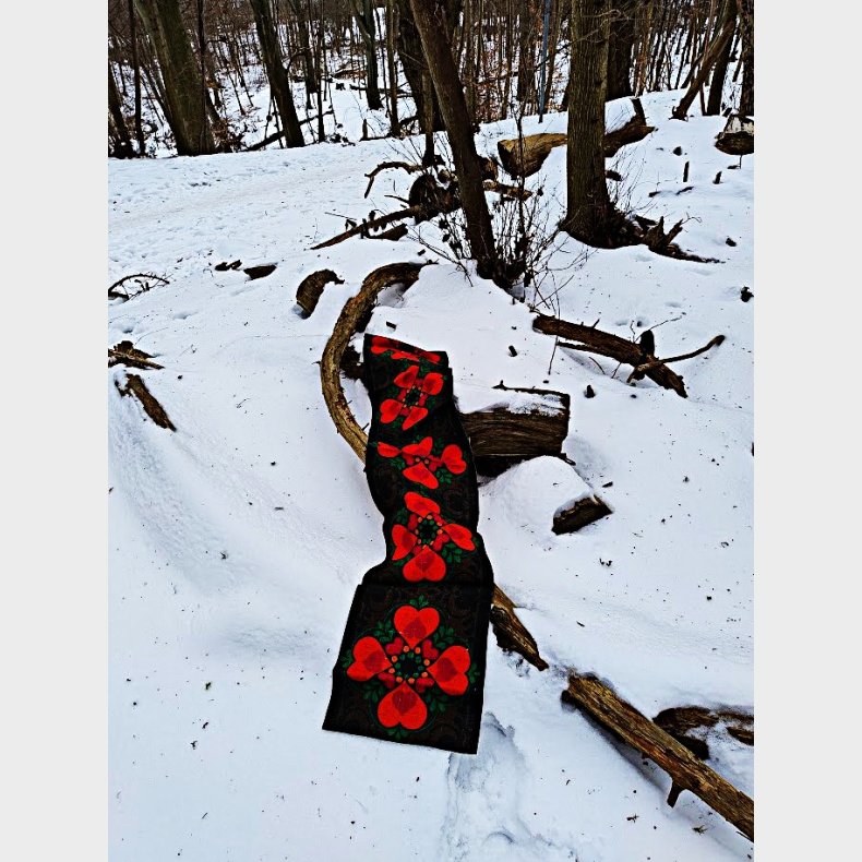 Naturfarvet vintage julel�ber fra S�dahl Design med r�de julehjerter