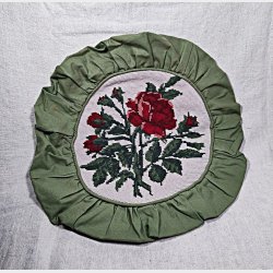 Vintage broderi med r�de roser