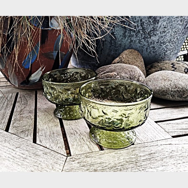 Gr�nt vintage glasservice: Dessertglas og lik�rglas