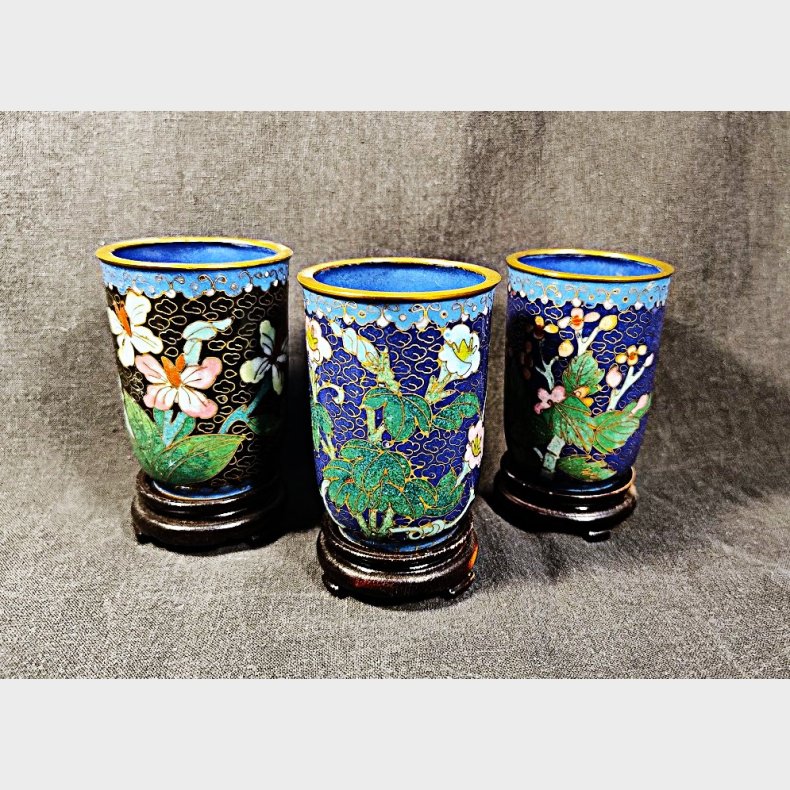 Bl� kinesiske cloisonne b�gre