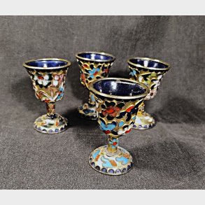 Kinesiske cloisonne b�gre