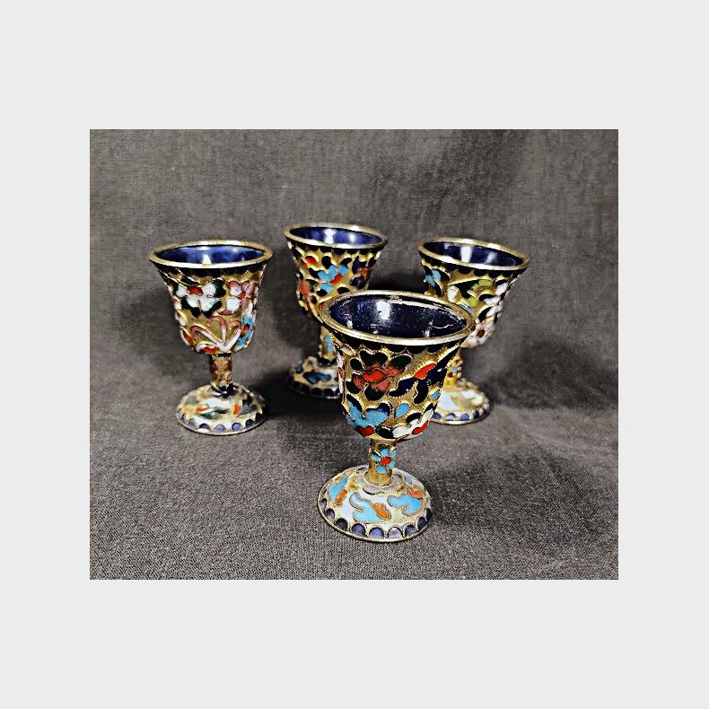 Kinesiske cloisonne b�gre