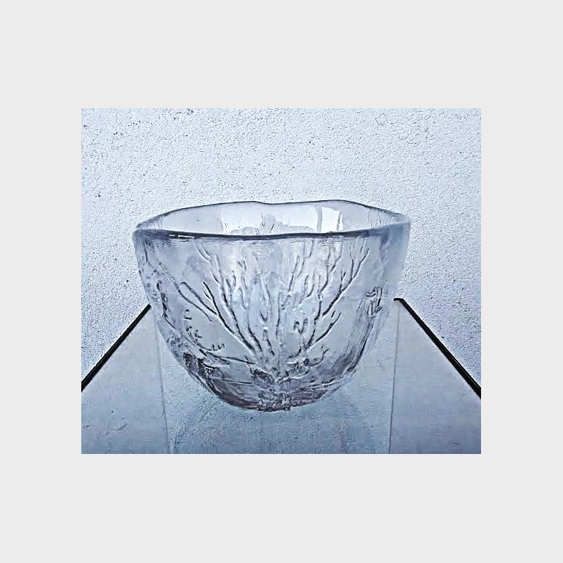 Kosta Boda Sweden glassk�l