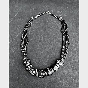 Afrikansk vintage halsk�de
