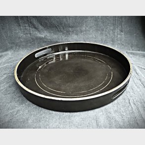 Rund sort 80'er vintage serveringsbakke