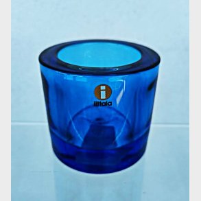 Turkisbl� Kivi fyrfadsstage fra Iittala
