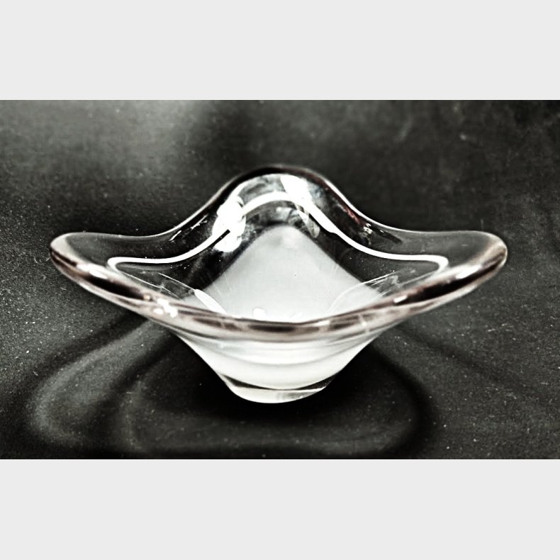 Hvid Flygsfors vintage glassk�l