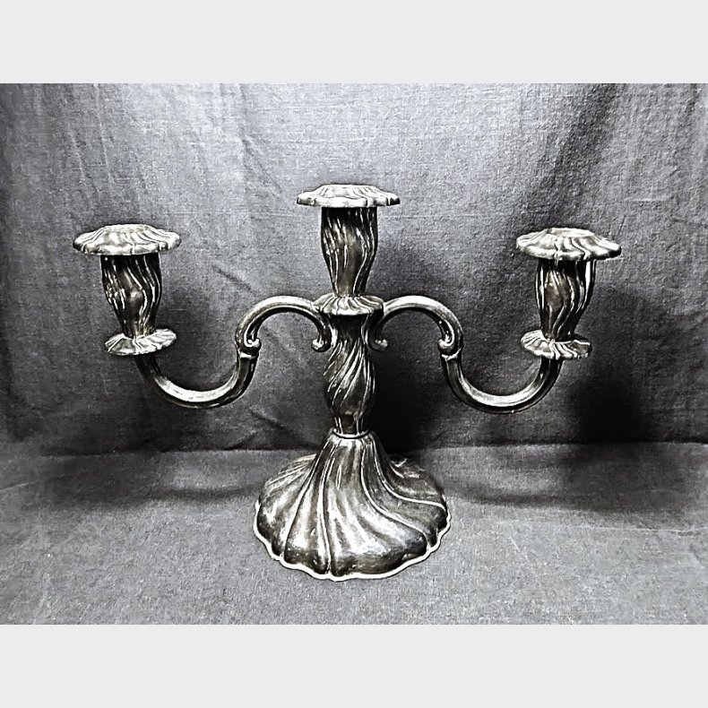 3-armet antik fors�lvet lysestage