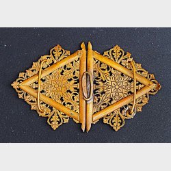Antikt art nouveau b�ltesp�nde