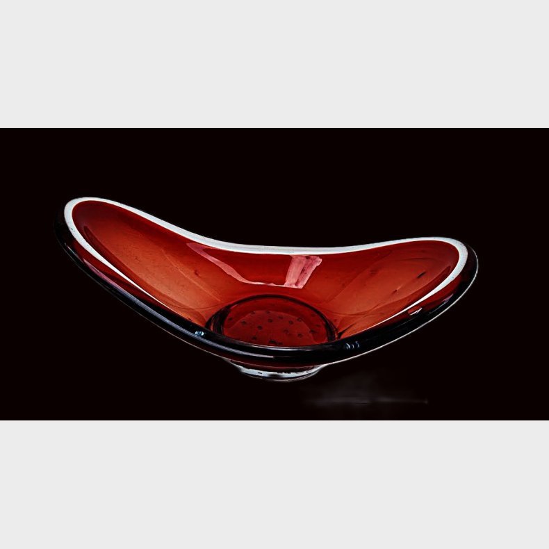 Rubinr�d S�lvehyttan vintage glassk�l